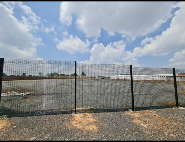 12,082M² VACANT LAND TO LET IN DENVER